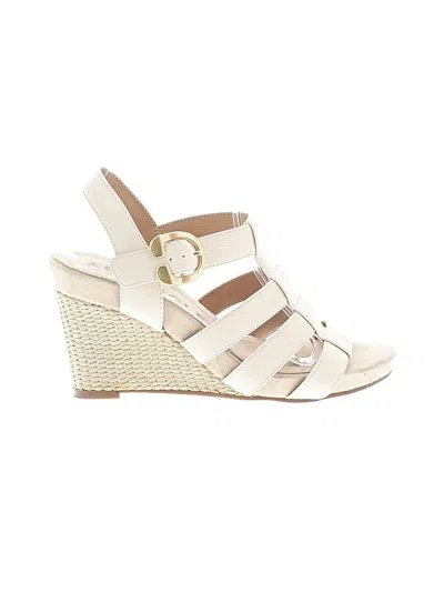 Pre-owned Aerosoles Wedges In Ivory