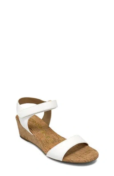 Aerosoles Wel Wedge Sandal In White