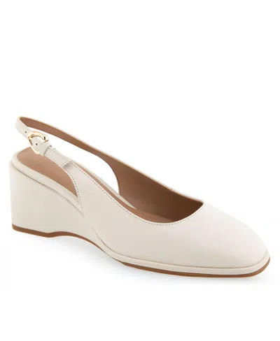 Aerosoles Women's Aria Wedge Slingbacks In Eggnog Leather