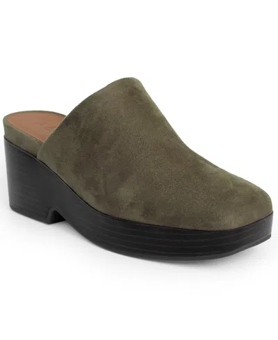 AEROSOLES WOMEN'S CHATA SHEARLING CLOG