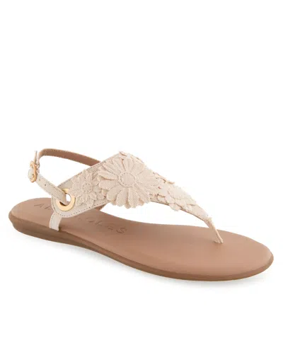 AEROSOLES WOMEN'S CONNIE ROUND TOE FLAT SANDALS