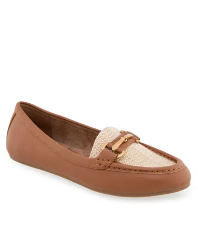 AEROSOLES WOMEN'S DAY-DRIVE ROUND TOE LOAFERS