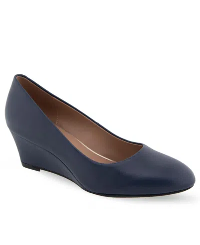 AEROSOLES WOMEN'S IRIS SLIP ON WEDGE