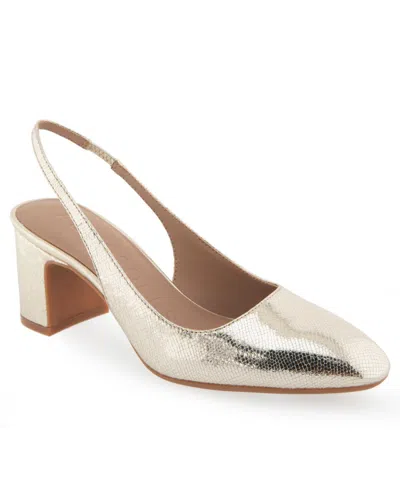 AEROSOLES WOMEN'S MAGS SLINGBACK PUMPS