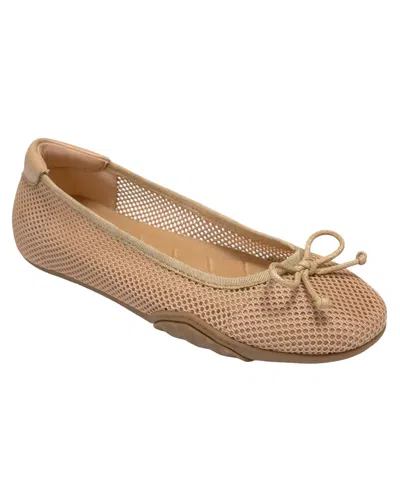 AEROSOLES WOMEN'S ONYX SLIP-ON FLAT SNEAKERS