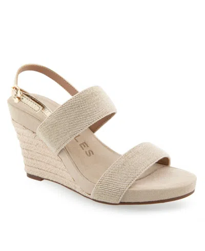 Aerosoles Paxton Womens Metallic Open Toe Wedge Sandals In Soft Gold Elastic