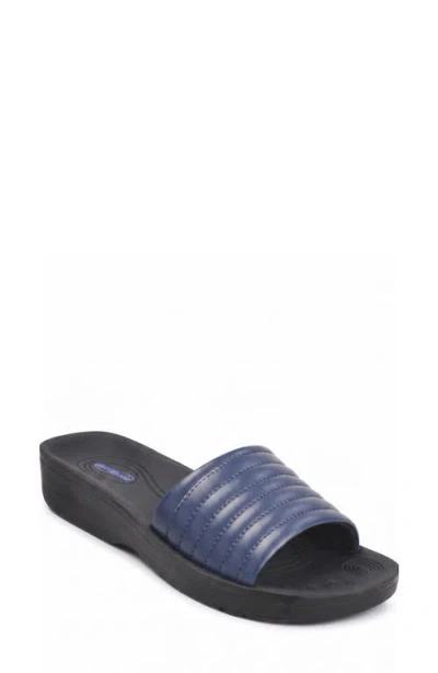 Aerothotic Maeve Slide Sandal In Multi