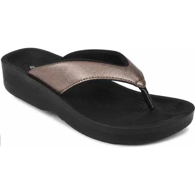 Aerothotic Pearly Fume Flip Flop In Multi