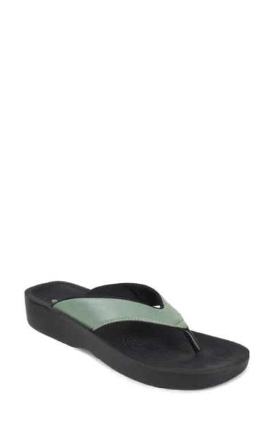 Aerothotic Ravine Flip Flop In Sage Green