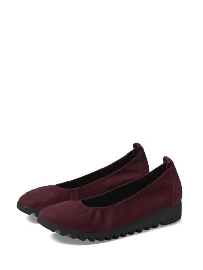 Aetrex Brianna Ballet Loafer In Burgundy In Black