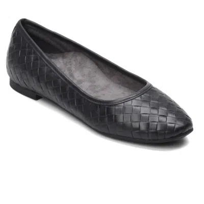 Aetrex Lyla Flat In Black