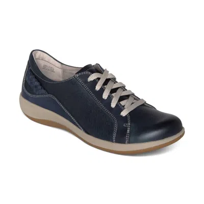 Aetrex Men Dana Lace Up Oxford In Navy In Blue