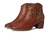 Aetrex Reagan Western Heeled Boots In Brown