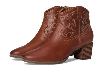 Aetrex Reagan Western Heeled Boots In Brown