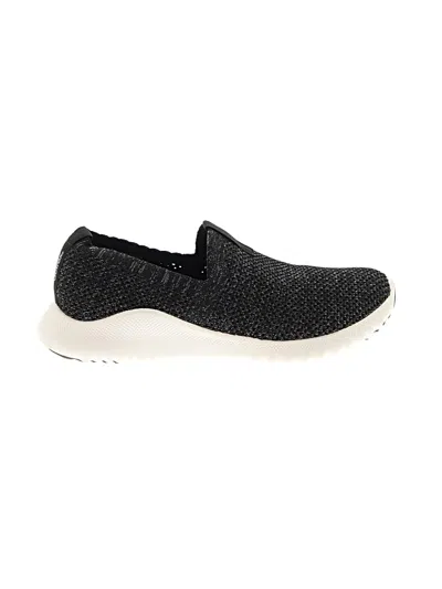 Pre-owned Aetrex Sneakers In Black