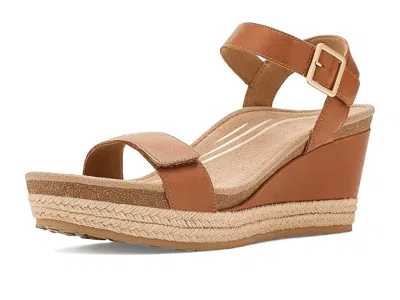 Aetrex Sydney Wedge Sandal In Brown