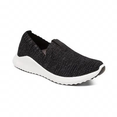 Aetrex Women Angie Sneakers In Black