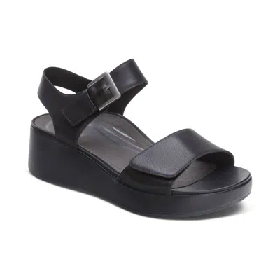 AETREX WOMEN'S ARIEL WEDGE IN BLACK