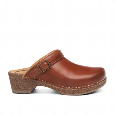 Aetrex Women's Beckie Clog In Cognac In Brown