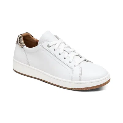 Aetrex Women's Comfort Sneakers In White