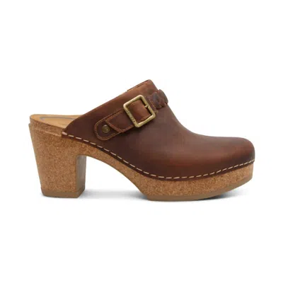 Aetrex Women Corey Clog In Brown