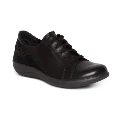 Aetrex Women's Dana Lace Up Oxford Casual Sneaker In Black