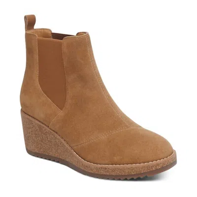 Aetrex Women's Dawn Wedge Chelsea Boot In Honey In Brown
