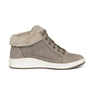 Aetrex Women's Dylan Arch Support Sneaker In Taupe In Grey