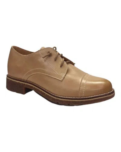 Aetrex Women's Gina Slip On Shoes In Chai In Brown