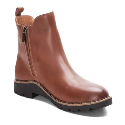 Aetrex Women's Hannah Arch Support Boots In Cognac
