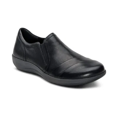 Aetrex Women's Helena Arch Support Slip On In Black