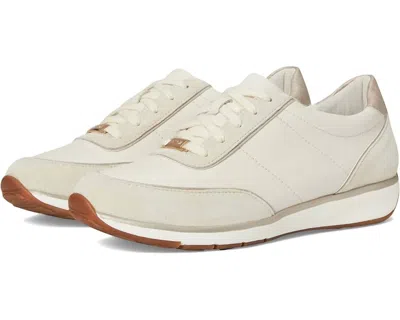 Aetrex Women's Ivy Arch Support Sneaker In Chalk In White