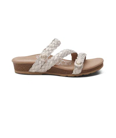 Aetrex Women Josie Slide In Champagne