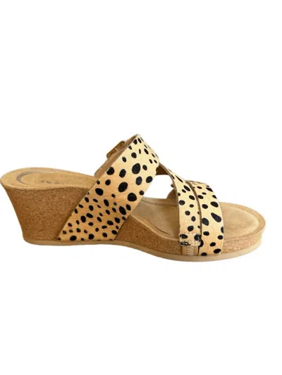 Aetrex Women's Kimmy Sandal In Cheetah In Multi