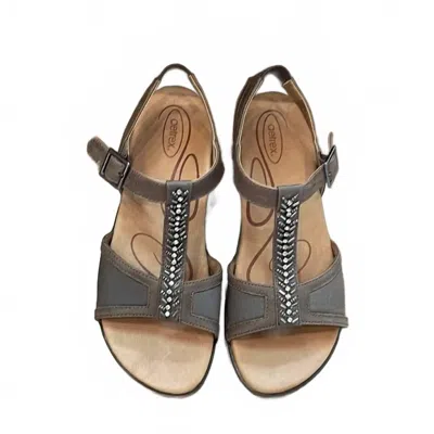 Aetrex Women's Leanna Sandal In Stone In Green