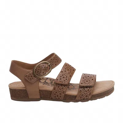 Aetrex Women's Lilly Cutout Sandals In Taupe In Brown