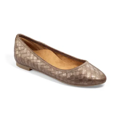 Aetrex Women's Lyla Flats In Bronze In Gold