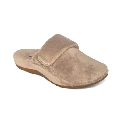 Aetrex Women's Mandy Closed Toe Slipper In Coffee In Brown