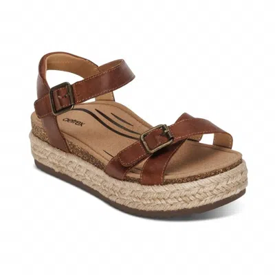Aetrex Women Paula Platform Sandal In Walnut In Brown