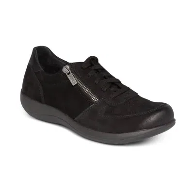 Aetrex Women's Roxy Shoe In Black