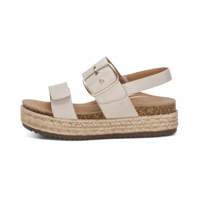 Aetrex Women's Vania Platform Sandals In Cream In White