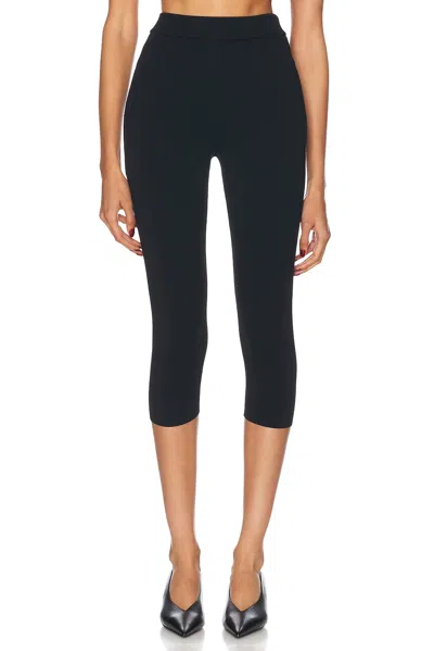 Aexae Technical Knit Stretch Capri In Black