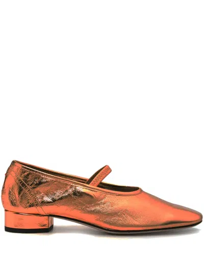 Aeyde 30mm Leather Pumps In Gold