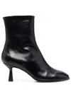 Aeyde Women Black Ankle Boots With Rounded Toe In Leather Woman In 黑色