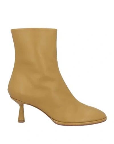 Aeyde Aeydē Woman Ankle Boots Ocher Size 8 Leather In Brown