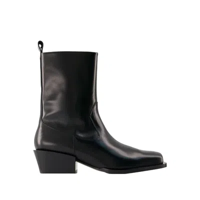 Aeyde Bill Leather Ankle Boots In Black