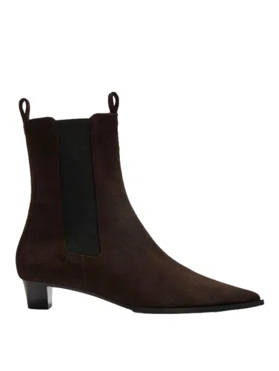 Aeyde Kiki Chelsea Boot In Black