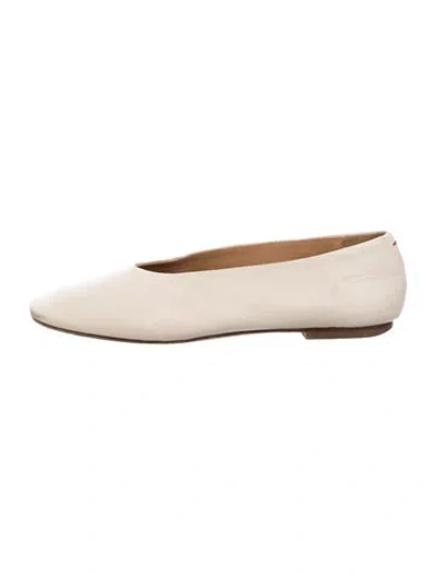 Pre-owned Aeyde Leather Ballet Flats In Neutral