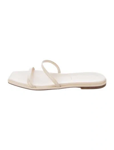 Pre-owned Aeyde Leather Flats In Neutral
