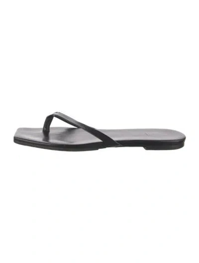 Pre-owned Aeyde Leather Flip Flops In Black